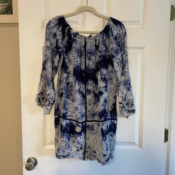 Romeo & Juliet Couture Dresses & Skirts - NWT Romeo+Juliet Couture Tie Dye Off The Shoulder Shift Dress Size L